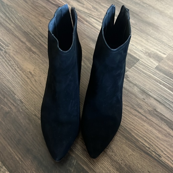 Booties - Picture 5 of 5